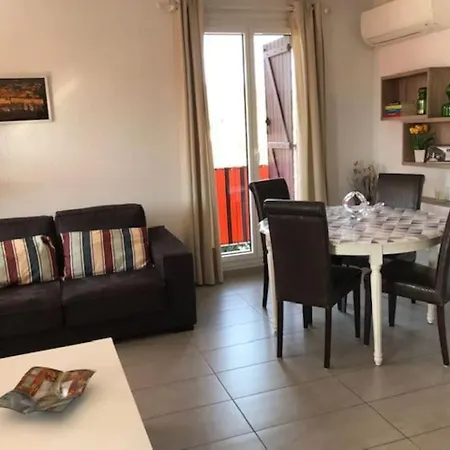 Magnifique T2 Classe 3* Centre Ste Maxime * Sainte-Maxime